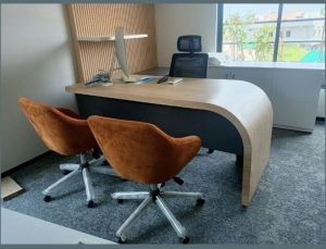 Et04 &AMP;ndash; Executive Table