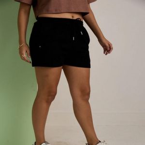 Plain Cotton Ladies Black Shorts
