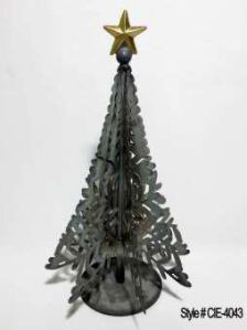 Rustic Metal Christmas Tree Sculpture with Layered Cutout Design and Star Topper