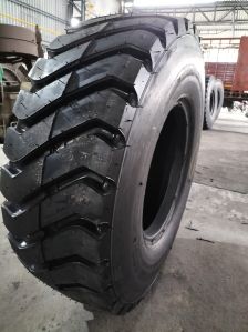 Remold Jcb Tyre