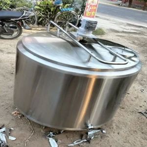 Electric Stainless Steel Automatic Bulk Milk Cooler, Voltage : 380V