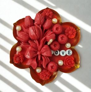 Soy Wax Polished Printed Designer Urli Candle, Color : Red