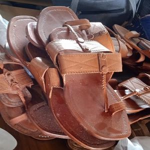 Ladies Brown Leather Kolhapuri Slipper