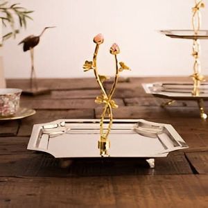 Metal Blossom Single Tier Cake Stand, Color : Golden, Silver