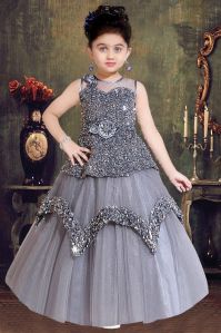Polyester Girls Gray Designer Gown Medium Formal