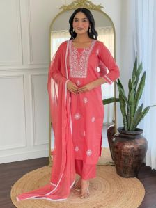 Cotton Pink Embroidered Kurta Set