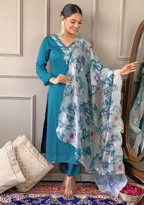 Green Abstract Print Viscose Salwar Kameez 36-38-40-42