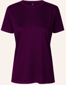 Riyu Classic Grape Women’S Round Neck T Shirt