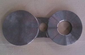 Alloy Steel ANSI B16.5 Spectacle Blind Pipe Flanges