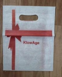 Plain HDPE Printed D Cut Non Woven Bag for Garments