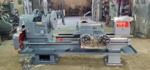 7 Feet Belt Driven Cone Pulley Heavy Duty Lathe Machine, 54 Mm