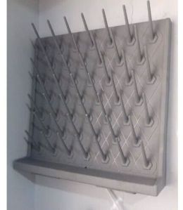 Polypropylene Molded Adjustable Pegs Board 600mm X 600mm