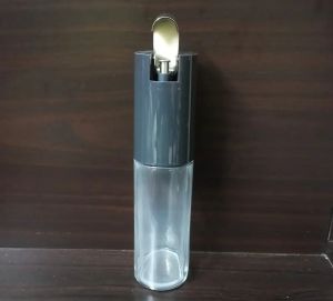 SR079B 500ml Gravity Lid Oil Dispenser