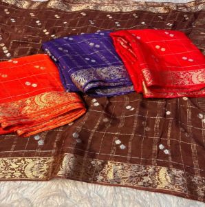 Chex Weaving Pure Viscose Chinnon Saree