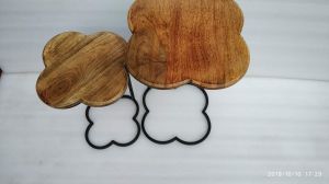 Rustic Matte Wooden Metal Floral Shape Nesting Table for Display Stand