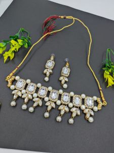 Elegant Kundan & Pearl Choker Set