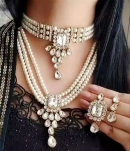 Elegant White Kundan & Pearl Layered Choker Set