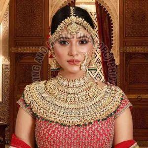 Metal Polished Gold Plated Heavy Bridal Jewellery, Gender : Female