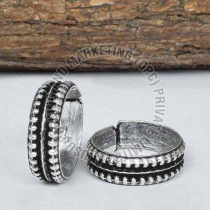 Oxidized Silver Black Bead Toe Ring, Design : Beaded Design