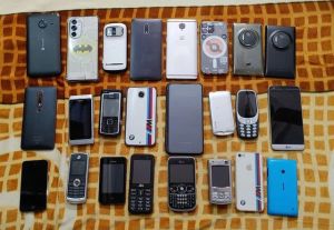 Glass Refurbished Mobile Phones
