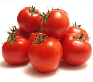 Fresh Red Tomato, Taste : Sweet, Tangy, Packaging Type : Mesh Bag
