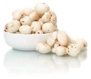 Unflavored Raw Makhana, Color : White, Packaging Type : Pouch