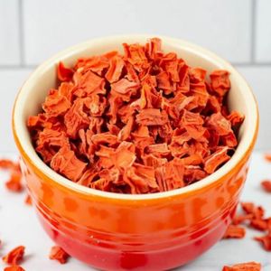 Dehydrated Carrot Flakes for Cooking, Storage : Cool Dry Place