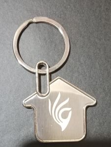 Polished Hut Metal Key Chain, Color : Silver