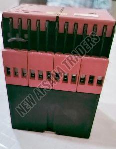 Schneider XPSAT5110 Safety Relay, Voltage : 24V DC