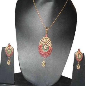 Imitation Polki Pendant Set