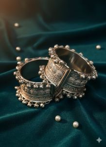 Silver Metal Women Bangle