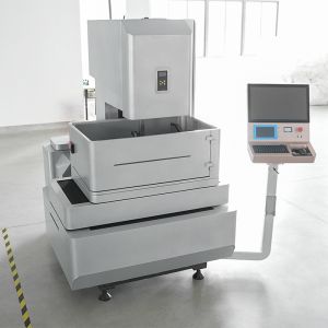 Electric Discharge Operation EDM CNC Wire Cut Machine