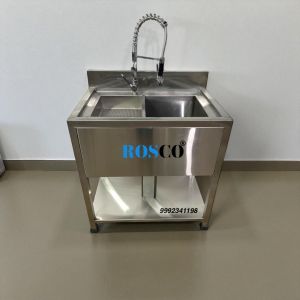 Cssd Storage Rack, Brand Name : ROSCO Multisizes