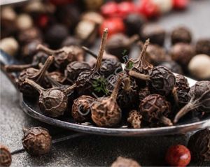 Cubeb Oil, Packaging Type : Bottles