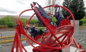 Fiber Semi Automatic Six Seater Human Gyroscope Ride, Color : Green