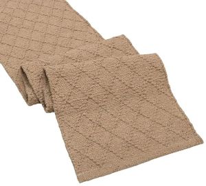 Cotton Yarn Solid Wood Dining Table, Brand Name : Diamond 13x72