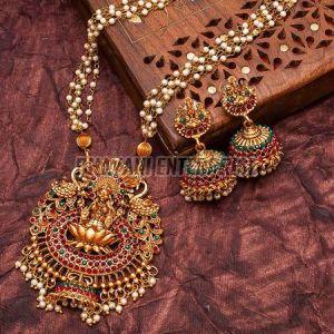 Traditional Goddess Lakshmi Temple Jewelry Set with Pearl Chain & Jhumkas