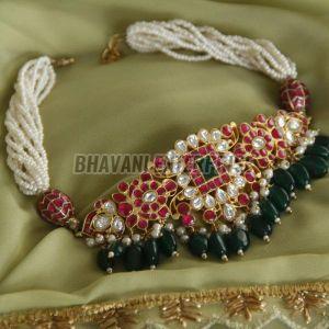 Traditional Kundan &AMP; Polki Choker Necklace with Pearl Strings