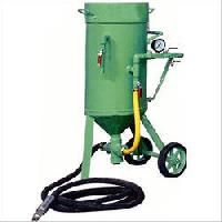 Portable Abrasive Blasting Machine
