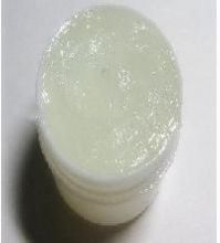 white petroleum jelly