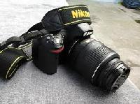 Nikon D90 12mp Dslr Camera+18-135mm Lens: