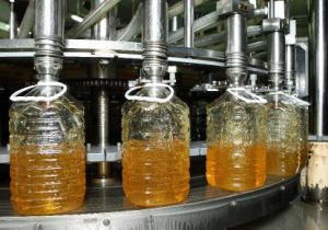 Soybean Oil,  Packaging Type : Bottle