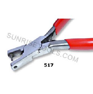 PLIER FOR PUNCHING HOLE