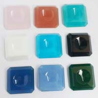 CARVING SQUARE GLASS STONES