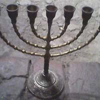 Yahudi Candle Stands