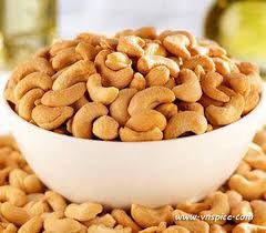 cashew nuts for Snacking, Baking