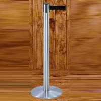 Pull Out Stanchion