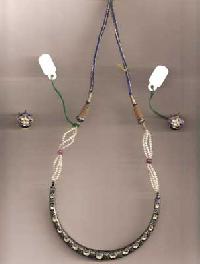Enamel Necklace Set  (D 4)
