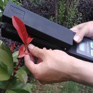 Portable Living Leaf Area Meter