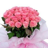 Pink Rose Hand Bunch
